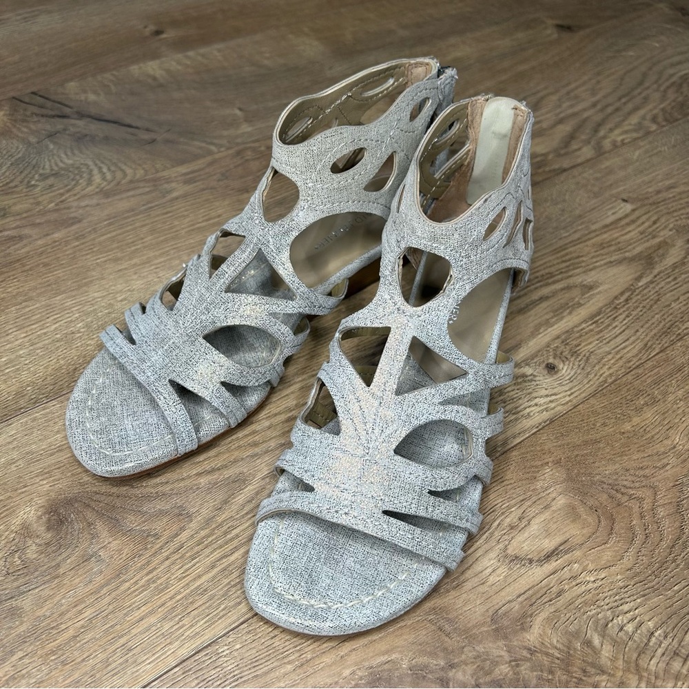 NIB Donald Pliner Delite caged wedge sandal in pewter - Size 8 - Picture 4 of 10